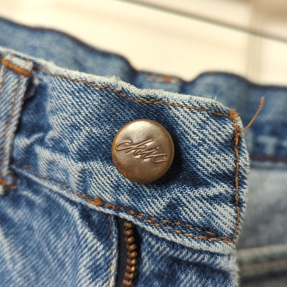 Chic 80's Vintage Medium Wash High Waisted Relaxed Fit Tapered Leg Mom Jeans 8P - Picture 9 of 13